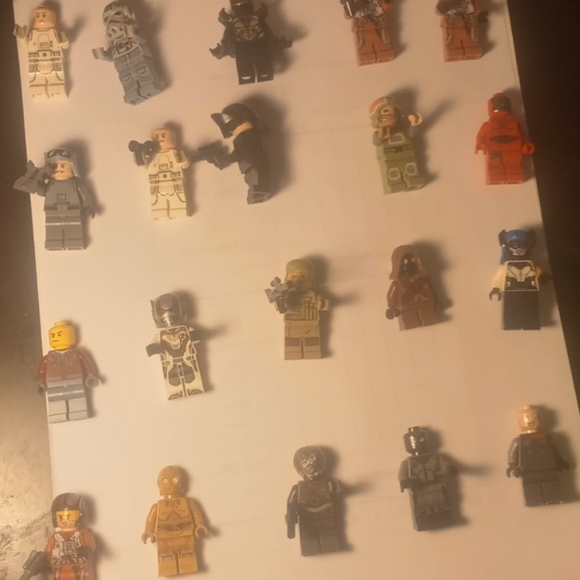- Lego minifigures SUPRISE box 4pcs - Picture 5 of 5